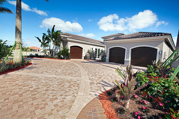 Best Custom Driveway Pavers  in Ocala Estates, FL